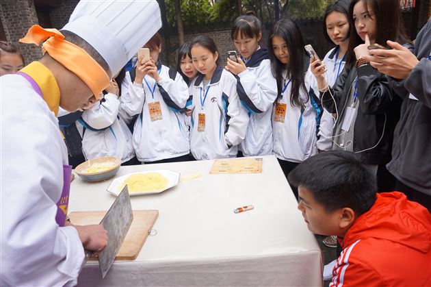 “play with chuancais”文化互动体验之旅——记棠外国际班2016年3月U-course综合素质课程学习