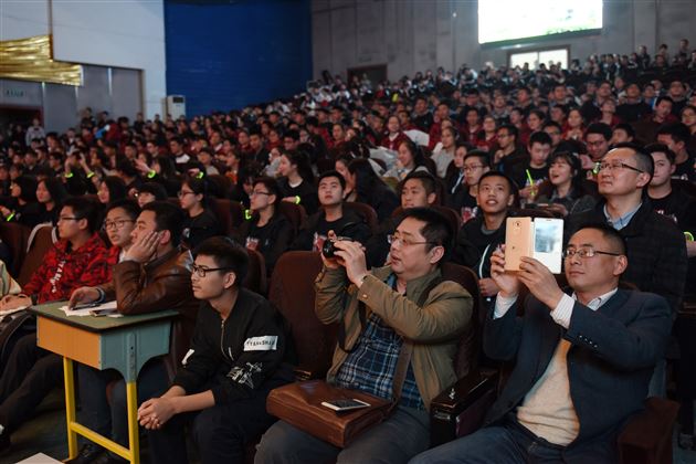 “相约春天·唱响校园”—— 棠外举行2016班级合唱比赛