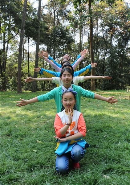 走进大自然，感受真与美——记棠外附小五、六年级社会实践活动