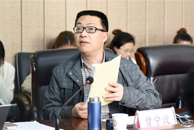 棠外特邀省市德育专家参加省级重点课题“班会课课程化”研讨会