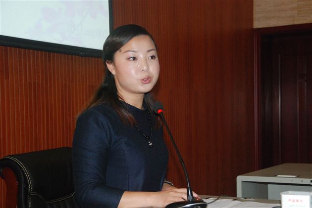 陪伴是最长情的告白——棠外附小举行一年级家长学校讲座