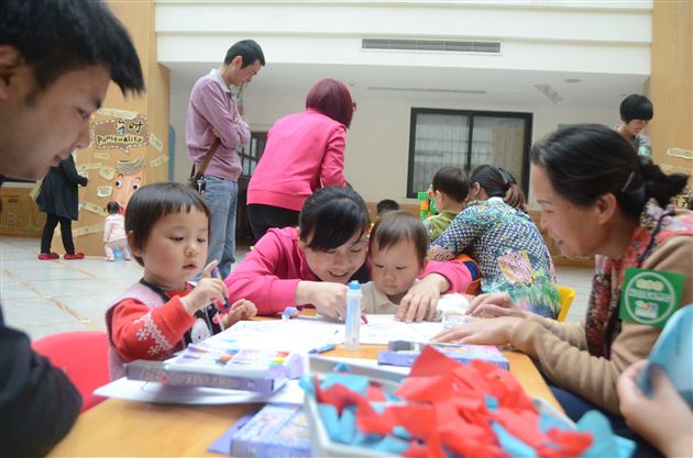 棠外实验幼稚园开展“婴幼衔接”服务社区活动