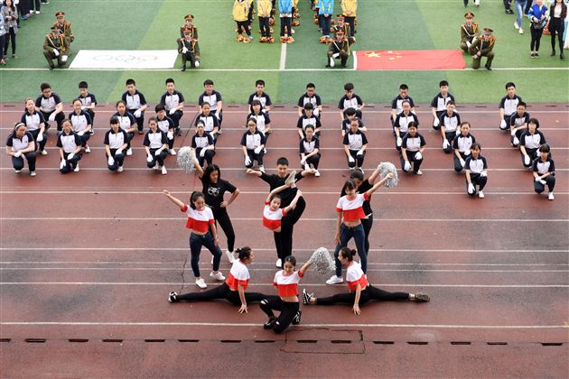 雏鹰展翅，驰骋赛场——棠外初、高中部举行第十三届学生田径运动会