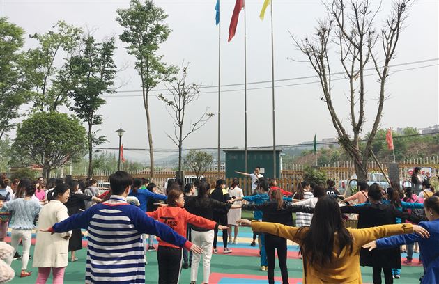 棠外实验幼稚园传经送宝到绵阳