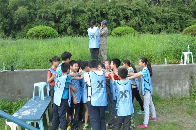 少年豪情在太阳下绽放——棠外初2016级直升班开展素质拓展活动