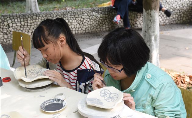 卓越才艺秀风采 综合素质展特色——记棠外2016年学生综合素质展演