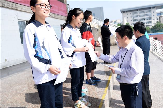 棠外“芳菲四月·锦瑟年华”文艺创作比赛圆满结束