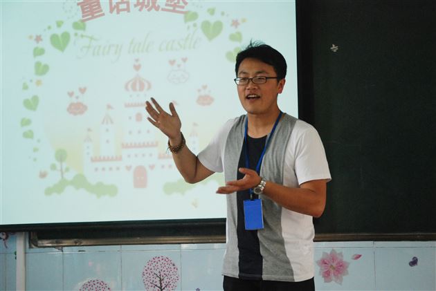 满怀期待走进课堂，悉心携手共育未来——棠外附小举行家长开放日活动