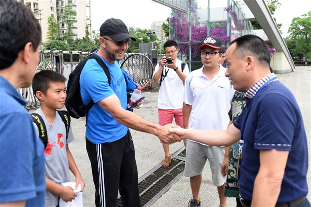 棠外携手澳大利亚墨尔本国际网球学校助推校园网球发展