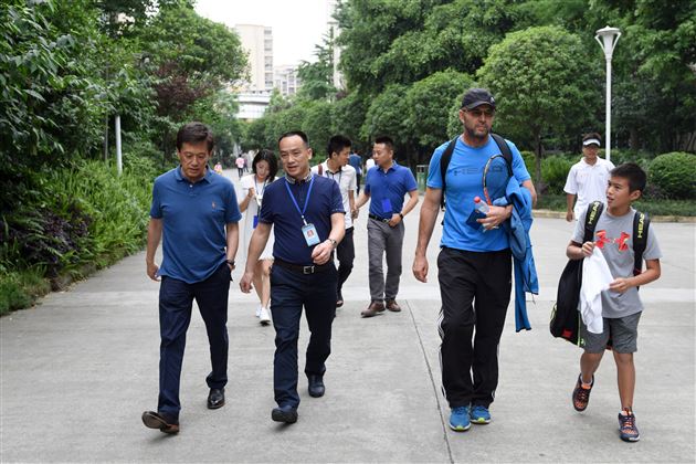 棠外携手澳大利亚墨尔本国际网球学校助推校园网球发展