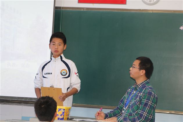 一堂充满足球班特色的修身课——记棠外修身班会课研讨活动