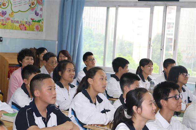 记一堂副班主任的修身班会课