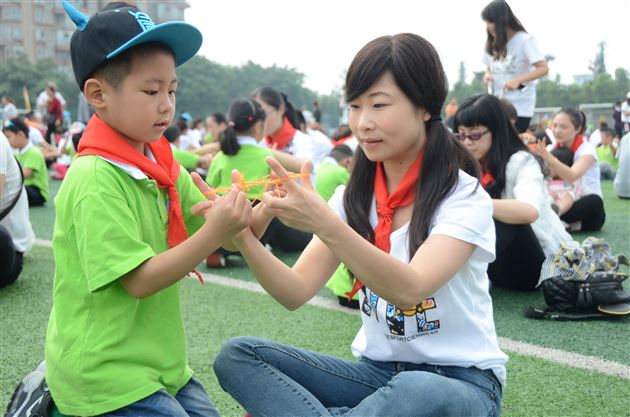 追忆童年，和爸爸妈妈一起过“六·一”——棠外实验幼稚园举行大型“六·一”庆祝活动