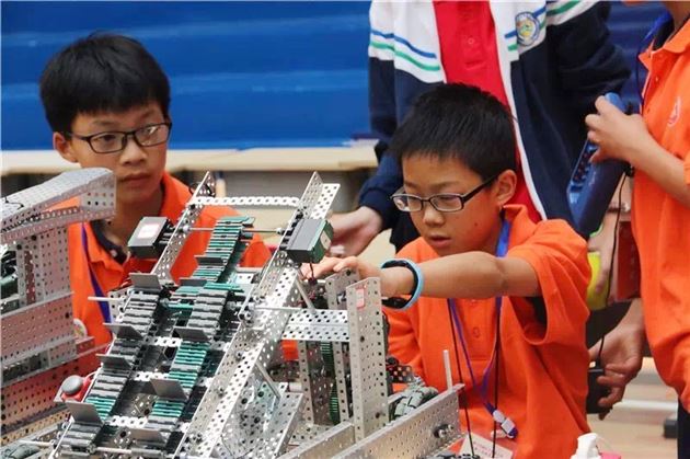 棠外机器人项目获省赛2金2银将再度代表四川参加全国决赛