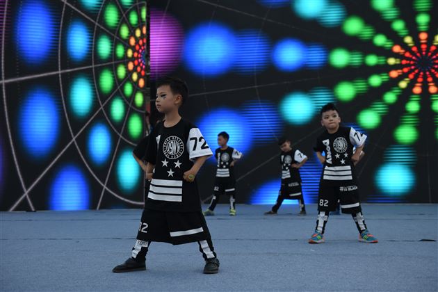 棠外附小隆重举行2015-2 016学年度学生综合素质展示活动