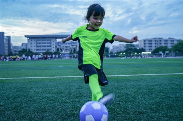 播撒希望，不忘初心——棠外成立空港青少年体育俱乐部少儿足球社团 