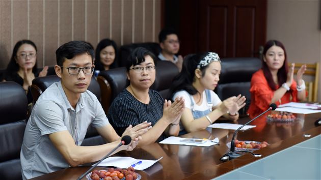 稳扎稳打 成竹在胸——我校高中部举行高2016届高考总结交流会