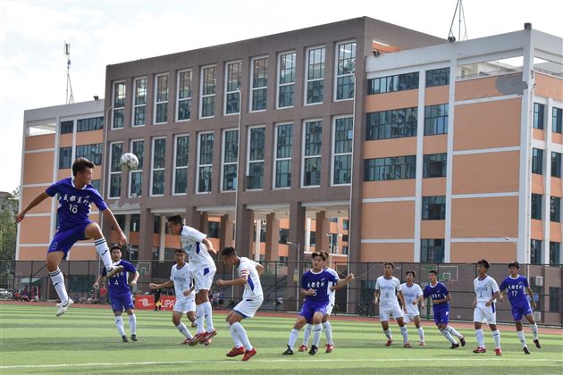 棠外登顶2016四川省校园足球总决赛高中组冠军