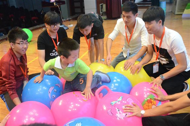 明明可以靠脸吃饭，他们却偏偏靠才华——记中国早教论坛携手棠外实验幼稚园举办“上海名师走进四川——幼儿园健康领域特色课程开展与实施策略特训营”活动