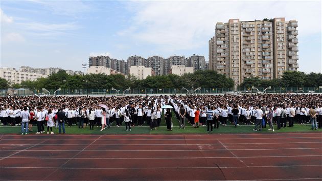 生命至上，安全第一——棠外师生开展新学年首次紧急逃生疏散演练