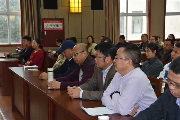 挖掘潜力 彰显特长 助推高考再上台阶——记高二年级艺体（专业生、特长生）专题会