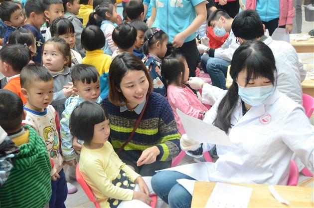 关注健康，无微不至——棠外实验幼儿园开展龋齿预防及视力筛查工作