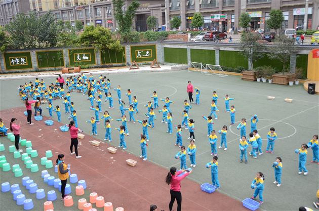 我运动，我健康，我快乐——记棠外实验幼儿园2016年秋季早操展示活动