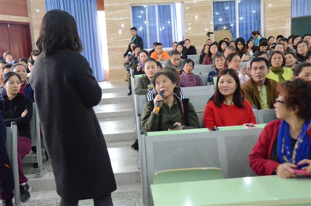 阅读润品格，炉边共成长——记棠外实验幼儿园家长课堂第二讲