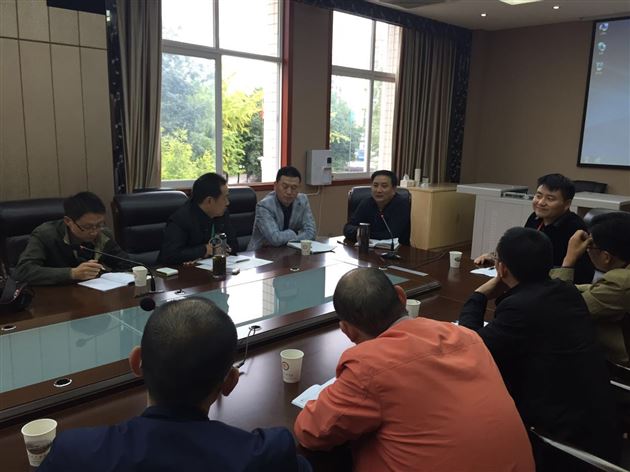 绵阳盐亭县校长们来棠外观摩学习