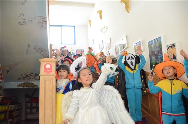 Happy Halloween---记棠外实验幼儿园万圣节活动