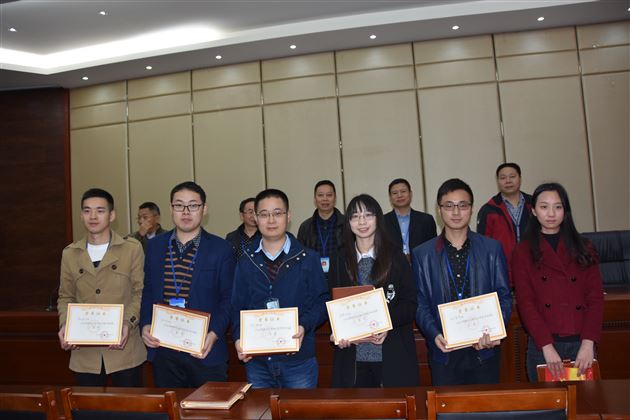 高必自卑，小能见大——高中部班主任培训会暨高2015级青年教师修身班会课赛课总结会