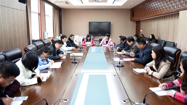 棠外“普通中小学班会课课程化建设实践研究”课题结题鉴定暨实验学校交流会成功召开