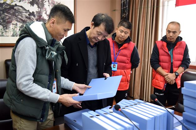 三年铸一剑 今朝气宇轩——成都棠湖外国语学校成功通过阳光体育示范学校复查验收