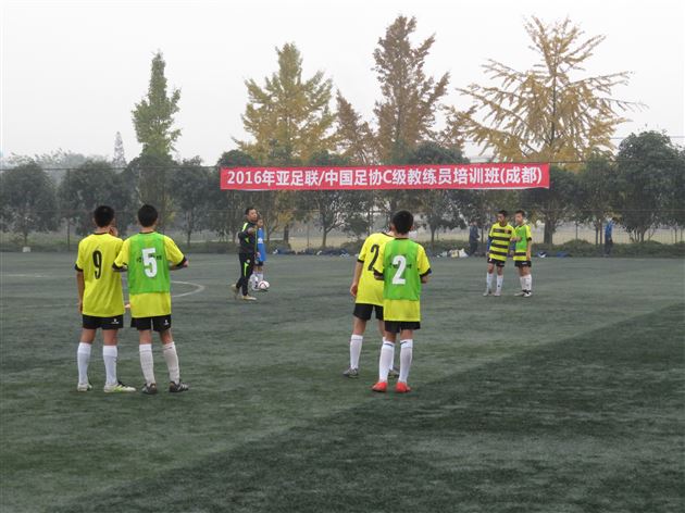棠外蒋晓铭老师参加亚足联C级教练员培训班顺利完成学业
