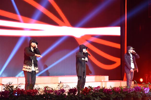 棠外2016年校园艺术节展演暨2017年新年文艺联欢晚会隆重举行