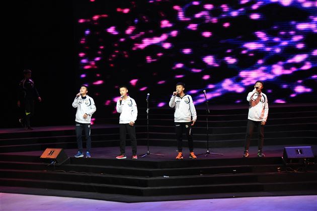 棠外在2016“荣耀天府”成都市足球颁奖晚会上荣获多项大奖