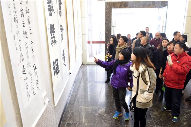 双流区书法家协会书法作品进校园展暨2016校园师生书画展、棠外艺术展览馆开幕仪式隆重举行