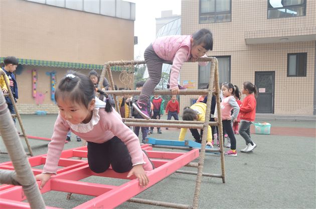 借力国家子课题 内修教师真本领——记棠外实验幼儿园开展体育教研活动