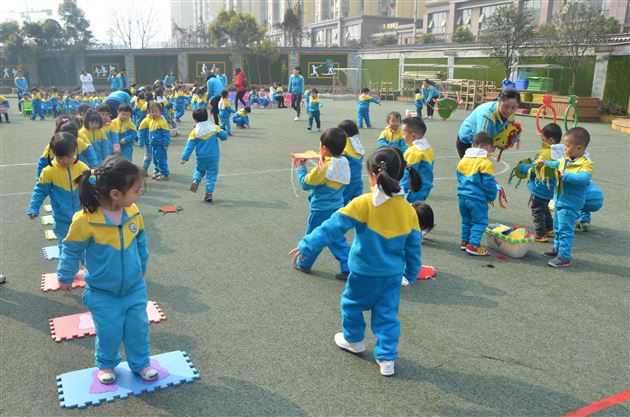 一天的sunshine 一生的基础——记棠外实验幼儿园早操展示活动