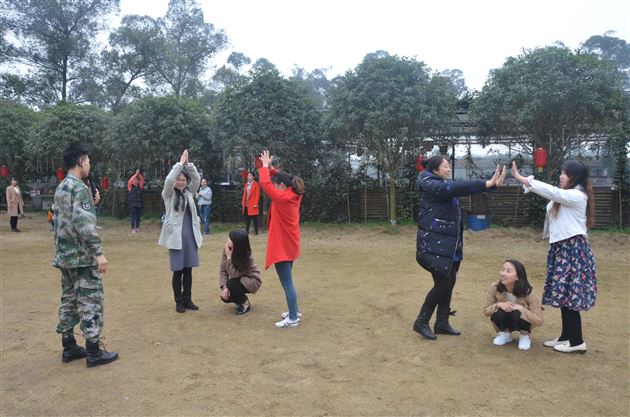 我和春天有个约——记棠外实验幼儿园教职工工会活动