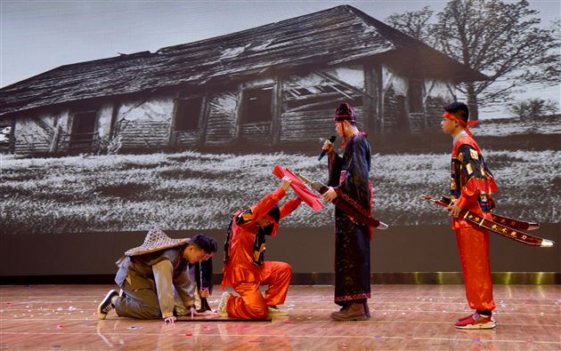 棠外“英语文化艺术节”汇报展演——记高2015级英语话剧比赛