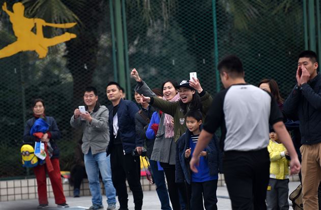 “运动成都”2017成都市中、小学生篮球锦标赛在棠外成功举办