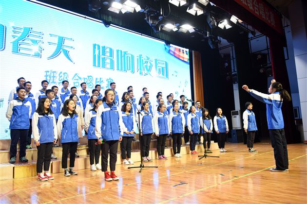 又是一年三月春，又是歌咏唱响时——棠外举行“相约春天，唱响校园”班级歌咏比赛