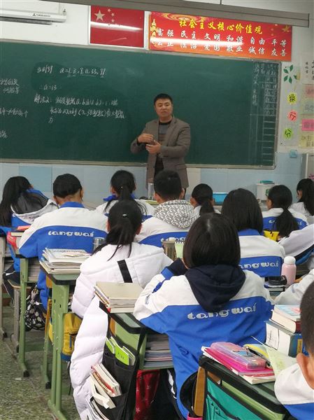 开发思维，让优秀孩子更拔尖——棠外初中部奥数班正式开课啦