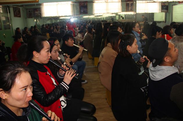 用交响演绎童话，用音乐奏响未来——棠外附小张依纯老师献课双流区小学音乐研培活动