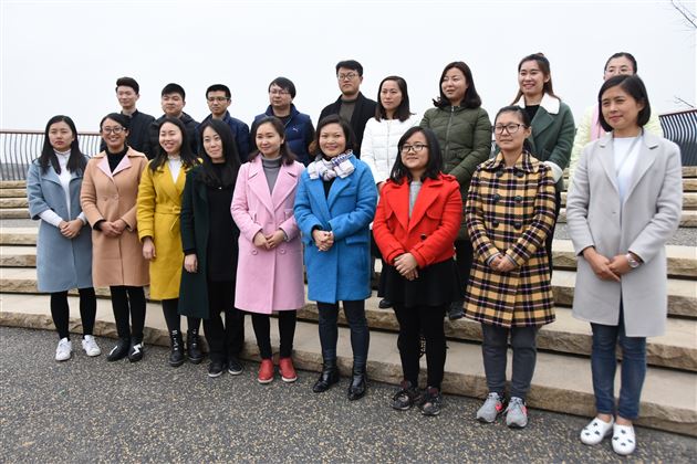 兴隆湖边行，三月“党课”新——记棠外附小党支部活动