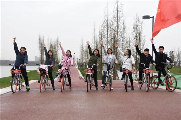 兴隆湖边行，三月“党课”新——记棠外附小党支部活动