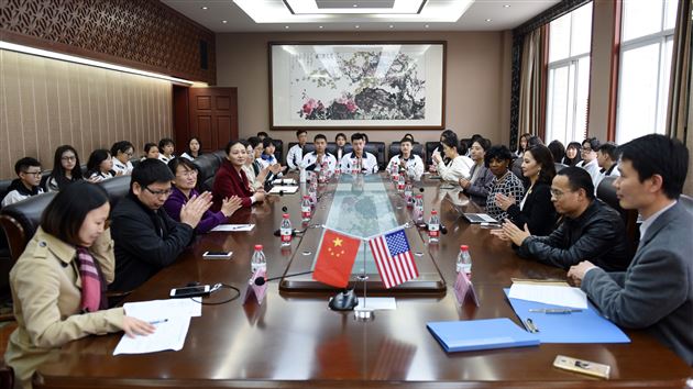 国际化“深度绽放”——我校与美国奥罗尔罗伯茨大学（ORU）签订合作备忘录