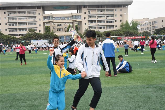 大手牵小手，我们一起成长——棠外实幼，棠外第二届“阳光风筝节”