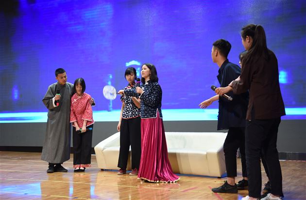致敬经典   演绎人生——棠外高2015级话剧汇报演出成功举行